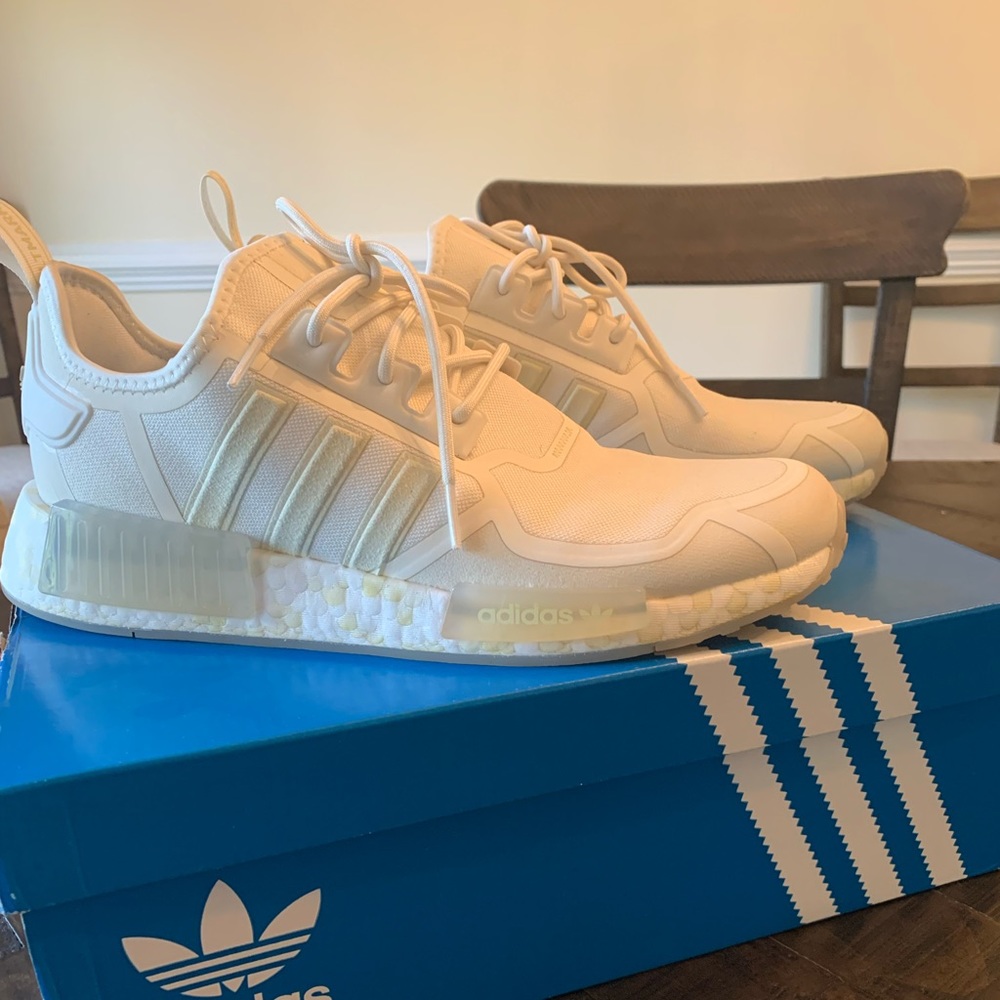Men’s Adidas NMD_R1 size 10